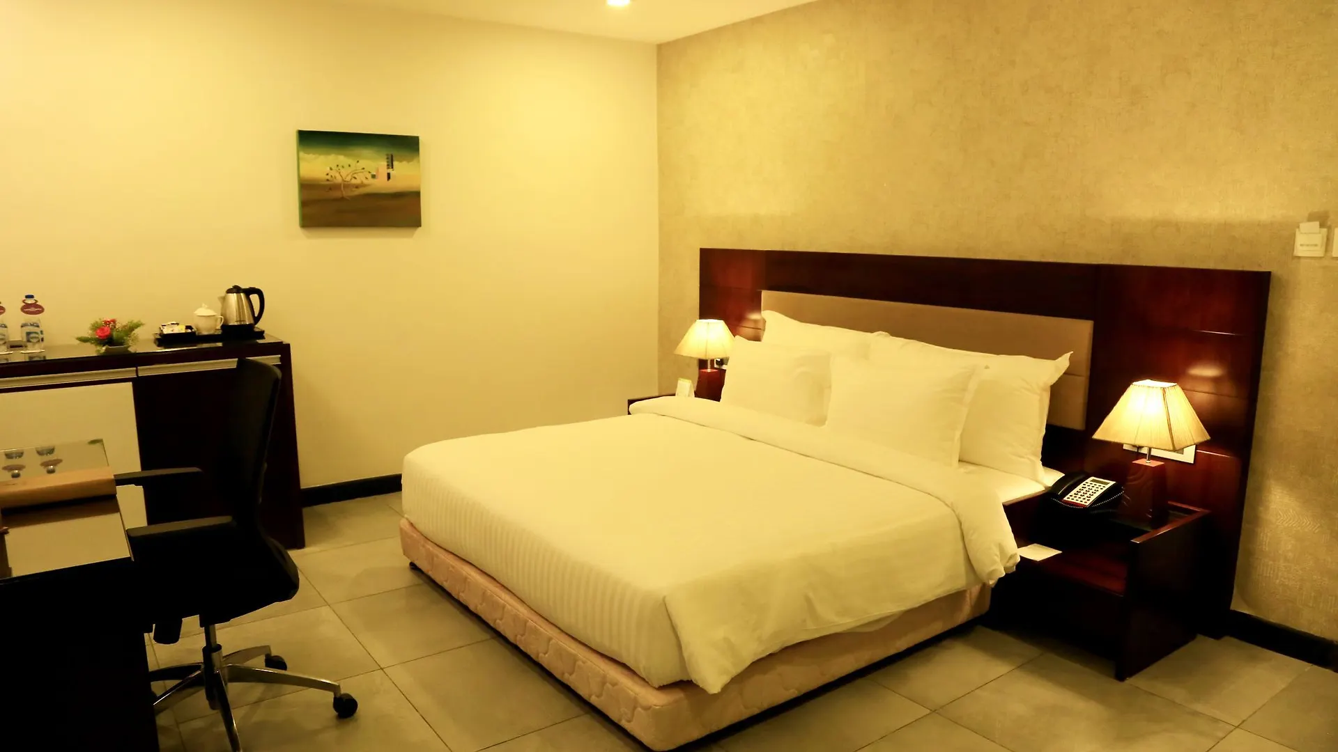 Flamingo Inn Hotel Trivandrum Thiruvananthapuram