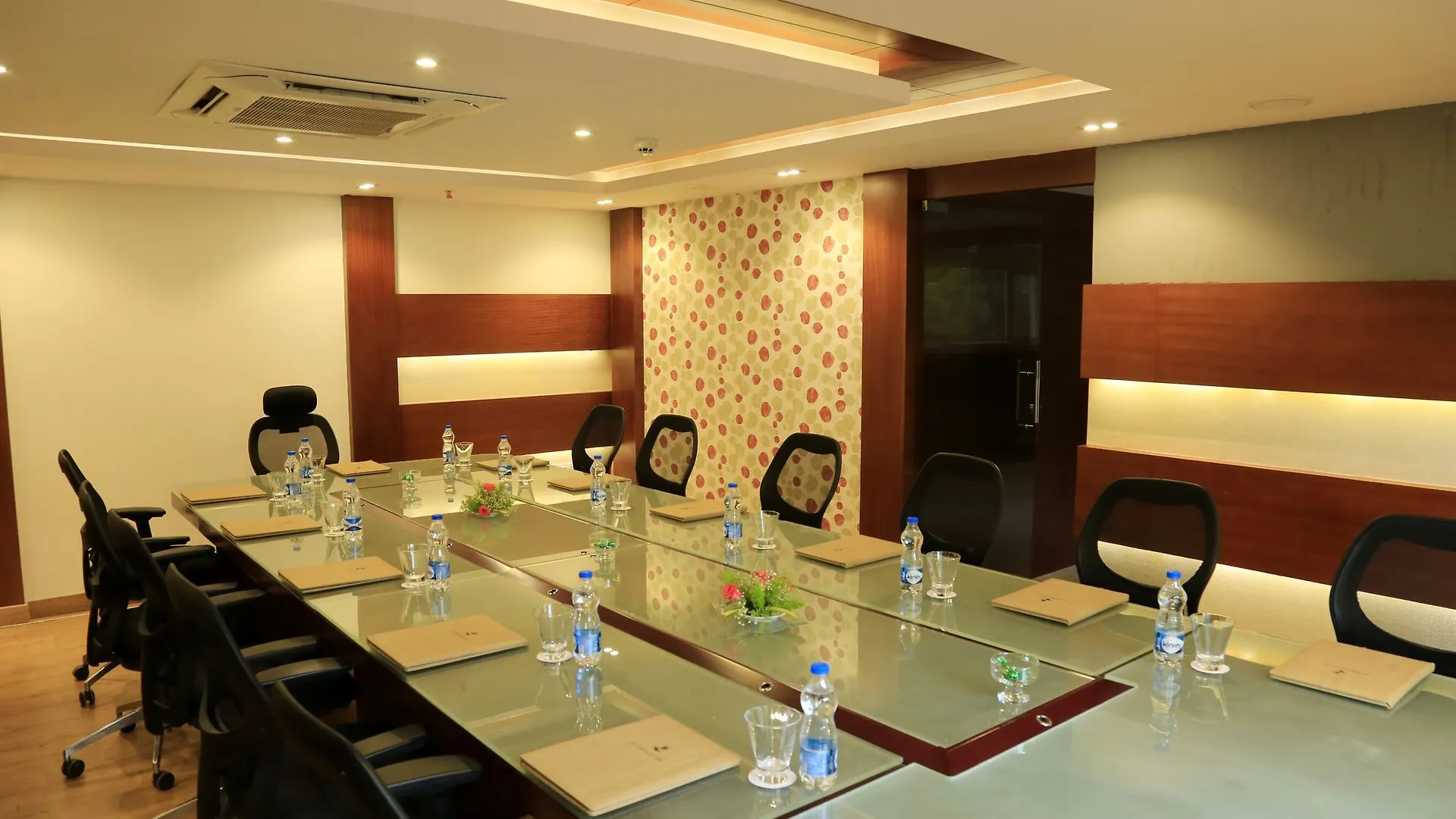 Flamingo Inn Hotel Trivandrum Thiruvananthapuram